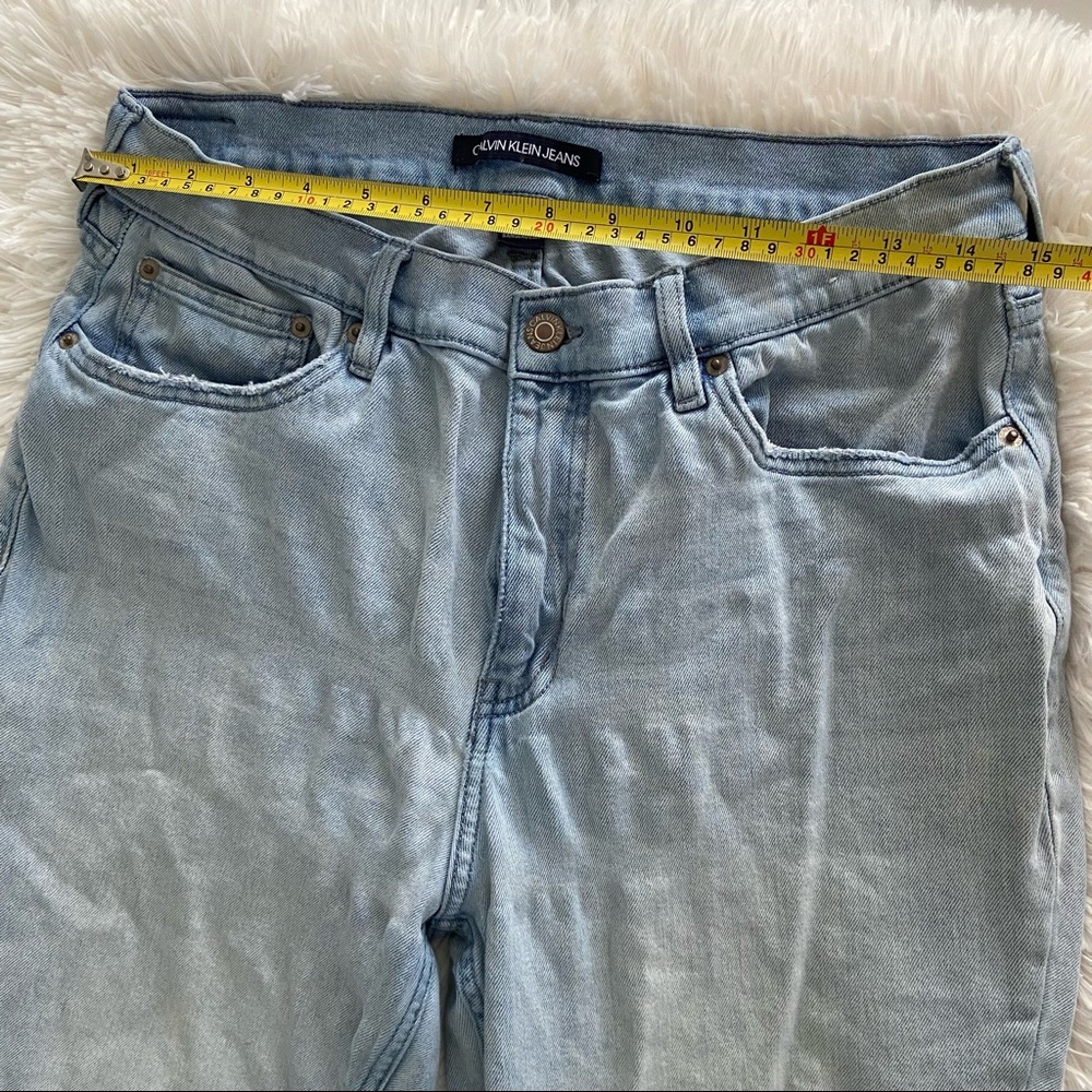 Calvin Klein jeans for women size 31 - Picture 5 of 6